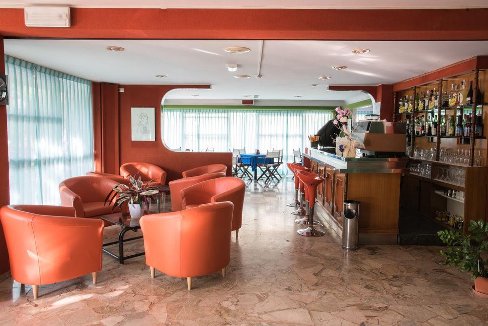 Hotel Mirage ベラーリア・イジェア・マリーナ エクステリア 写真